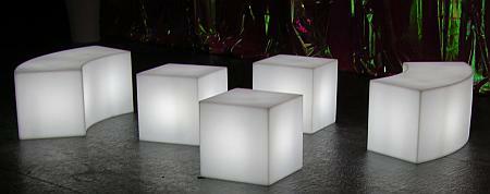VERDOBA LED Würfel Outdoor mit Akku - LED Cube mit USB-C Anschluss -  Leuchtwürfel Outdoor mit Farbwechsel - Outdoor Garten Beleuchtung  Leuchtwürfel als Sitz & Tisch für außen & innen (Würfel, 40